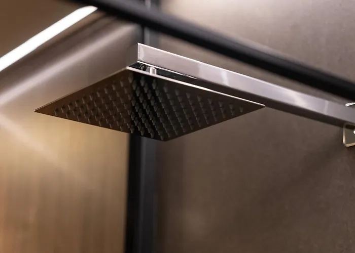 Vs Luxury With * Μπάρι